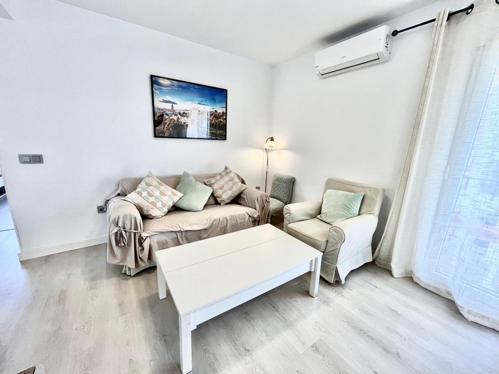 Apartamento De Playa Reformado Rincón de la Victoria Exterior photo